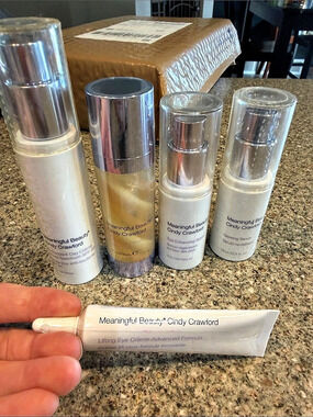 Meaningful Beauty Cindy Crawford skincare set Skincare Set NWT